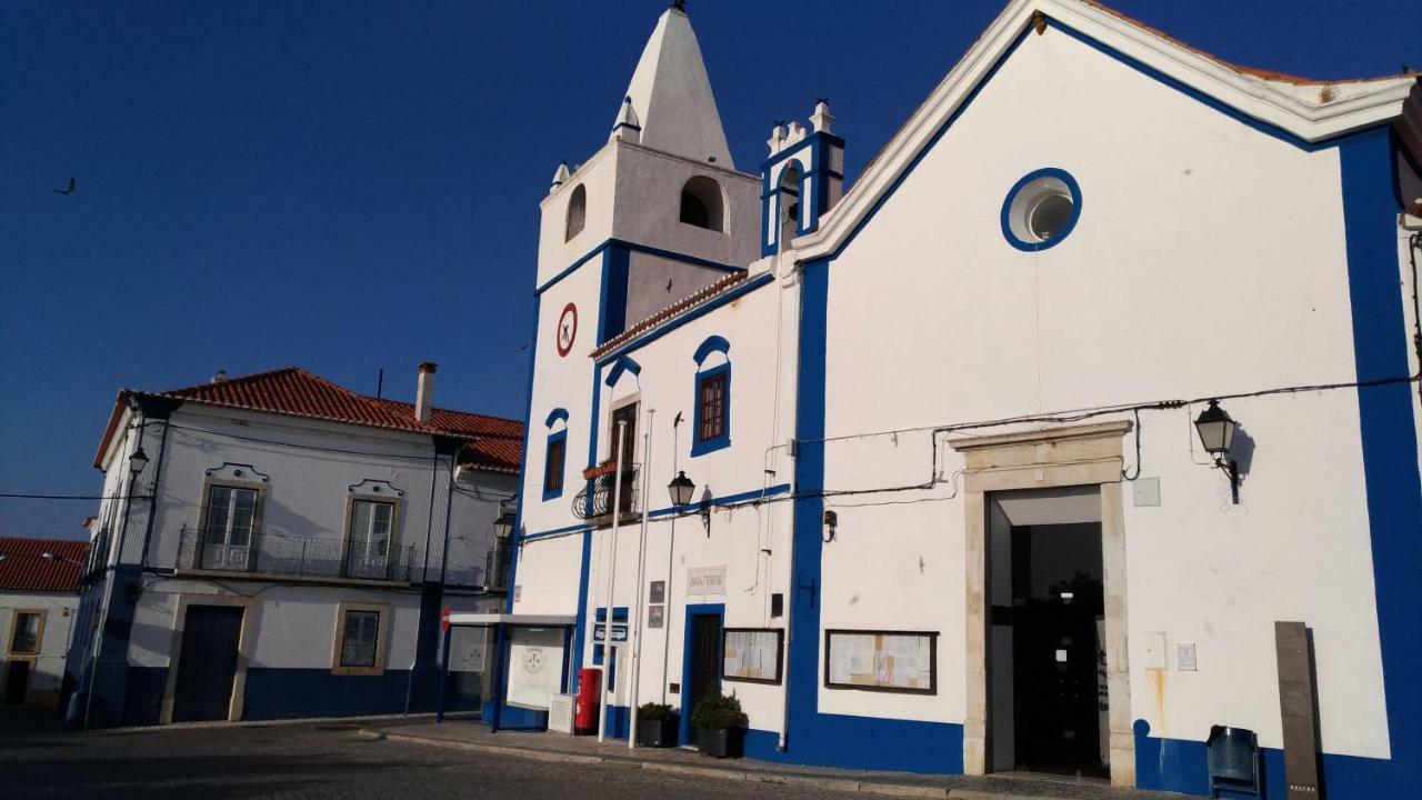 Route 2 Torrao Hotel Exterior photo